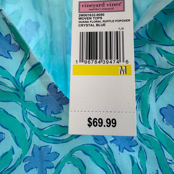 Turquoise patterned vineyard vines top - Picture 2 of 3